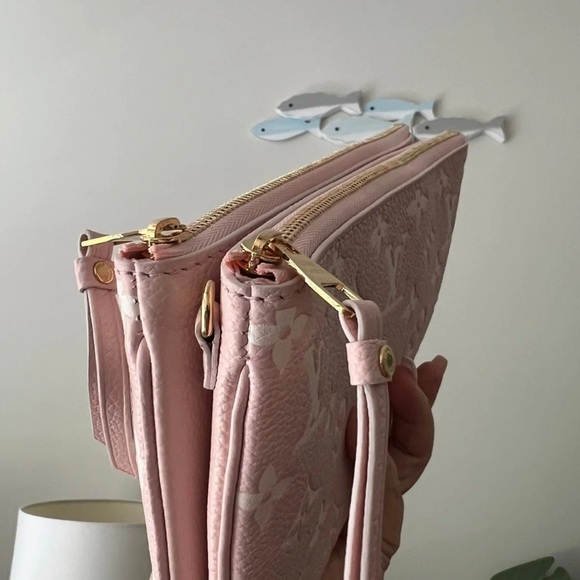 Pink Louis Vuitton Double Zip Pouchette Limited Edition - Picture 3 of 7